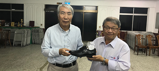 NanPao W/B products began to be used in the productio n of Clarks' shoes